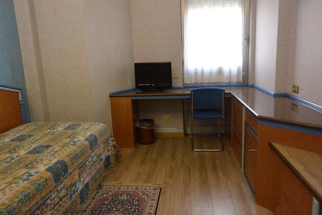 Hotel Lido Милан Экстерьер фото