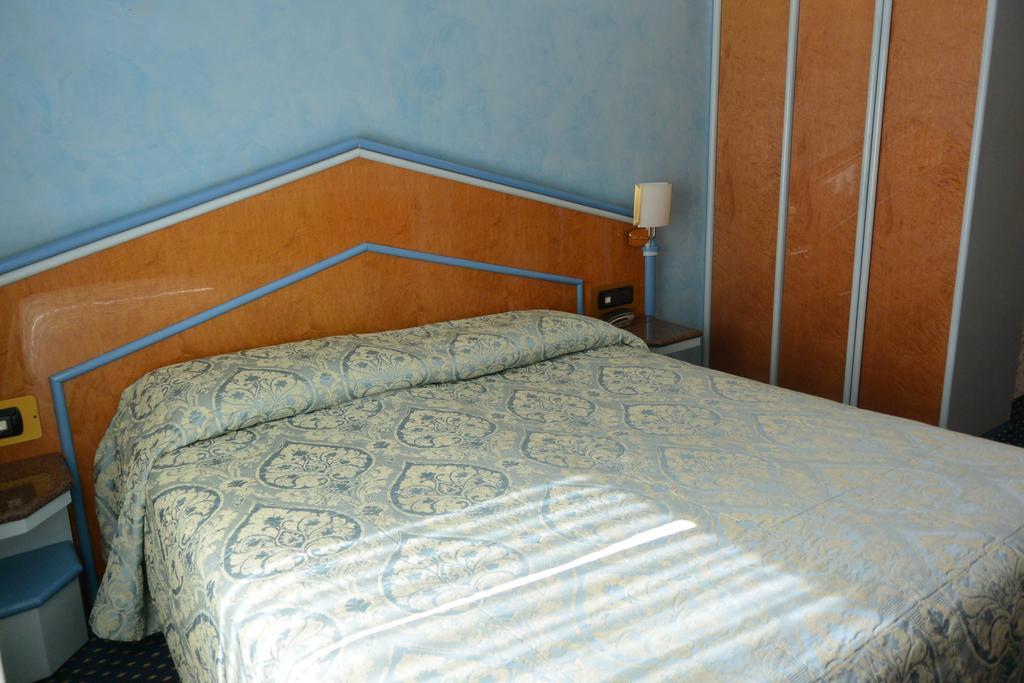 Hotel Lido Милан Экстерьер фото